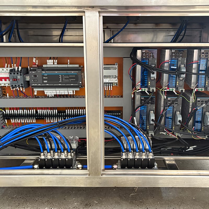Fully automatic gear pump filling machine