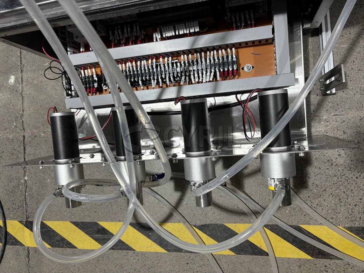 Desktop four-head magnetic pump liquid filling machine