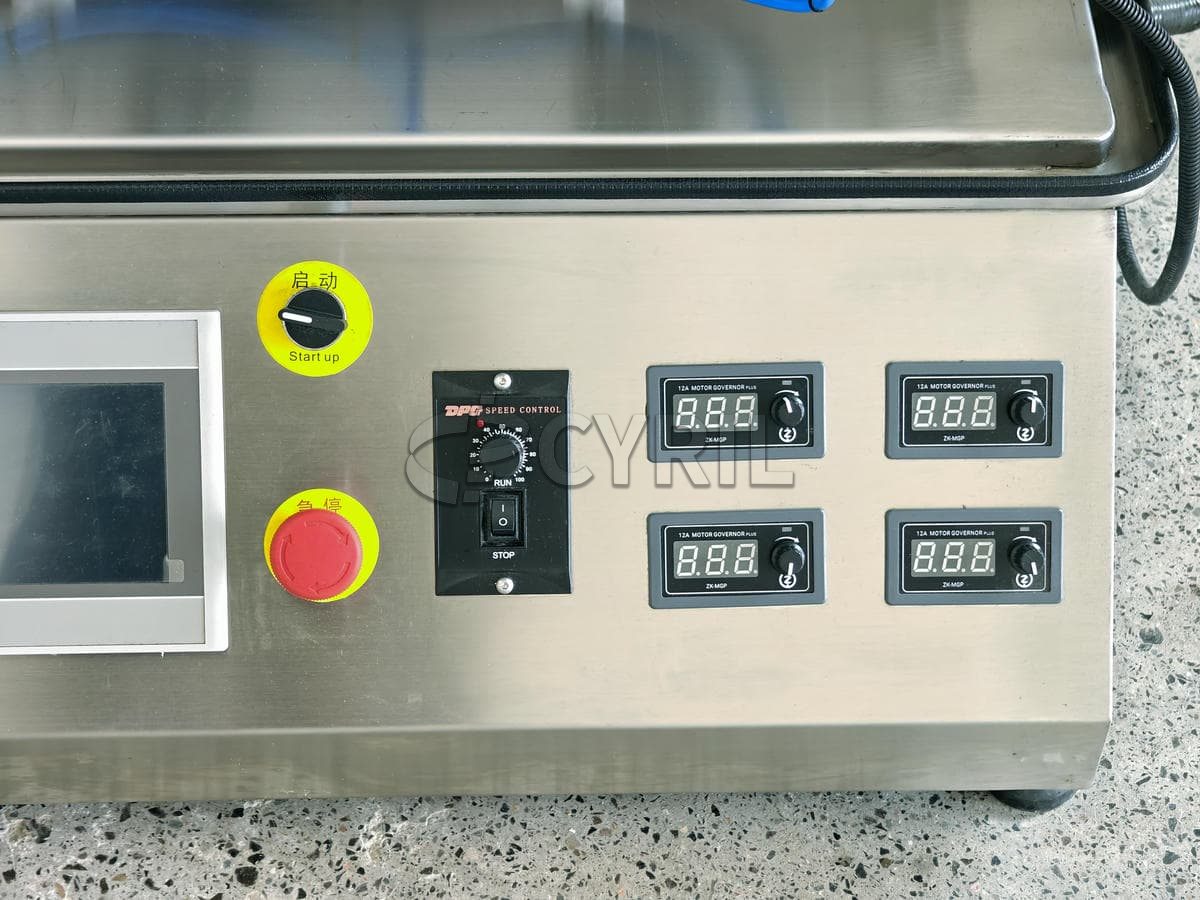 Desktop four-head magnetic pump liquid filling machine