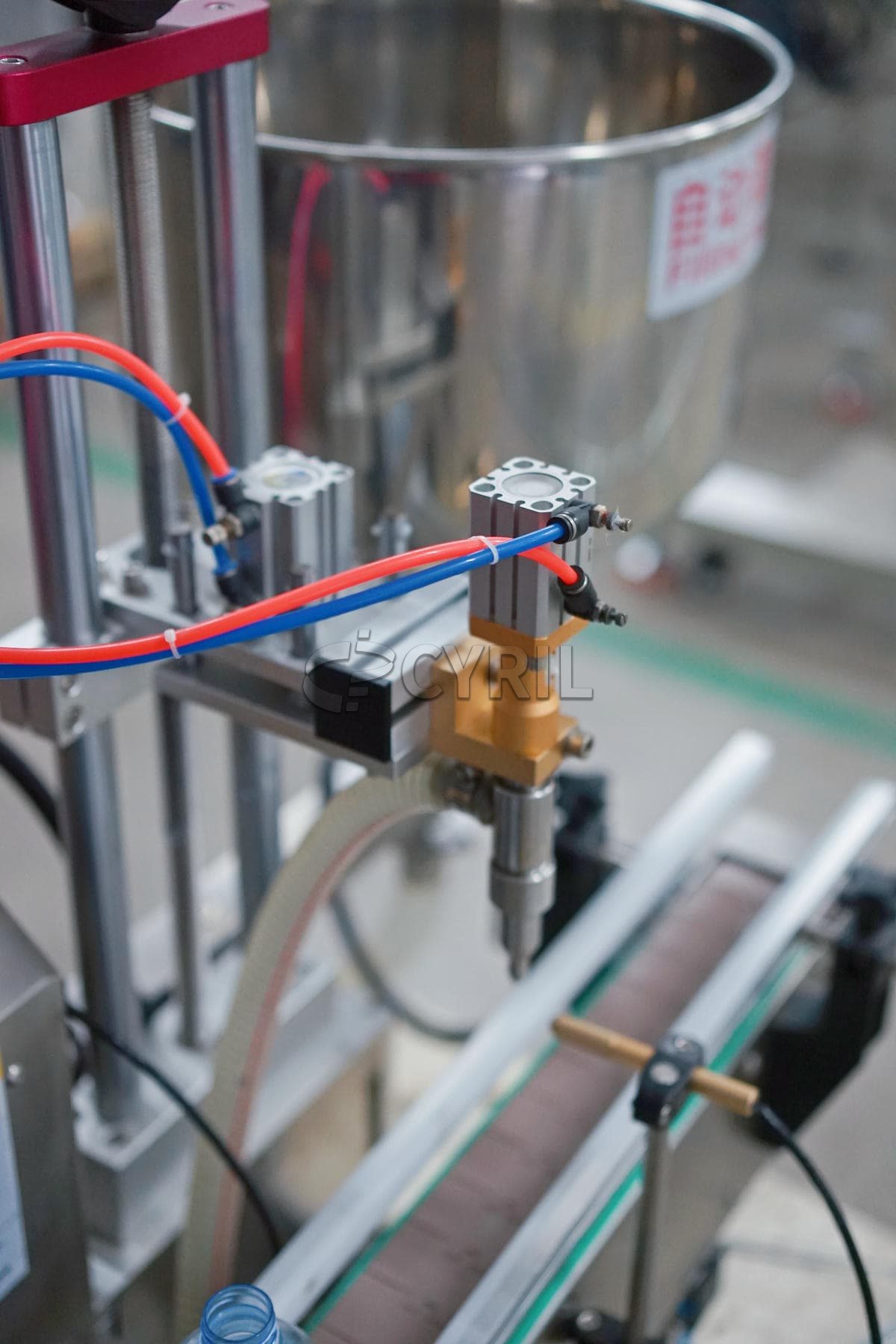 Fully automatic single-head servo gear pump filling machine