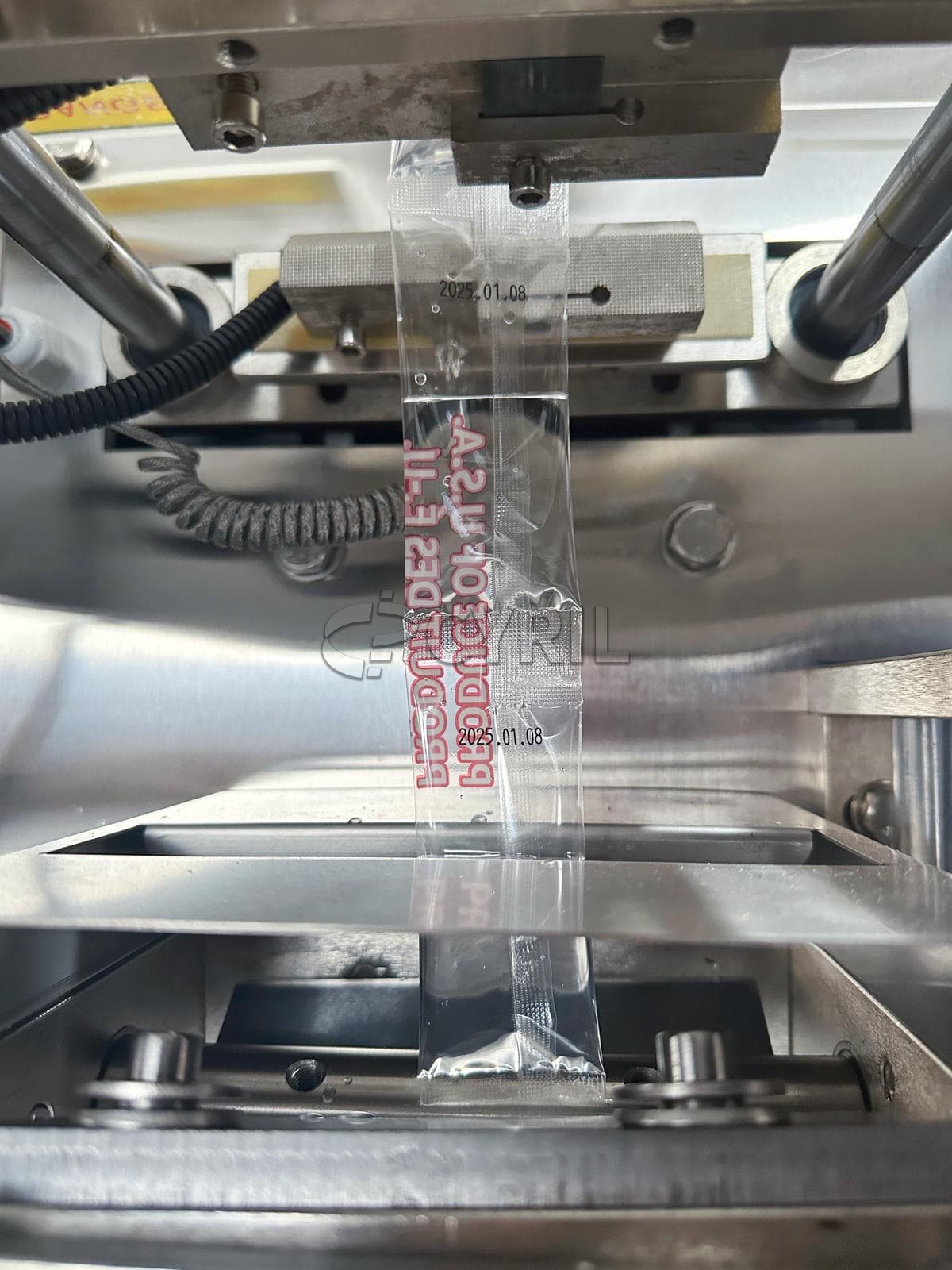 Paste packaging machine + round bucket