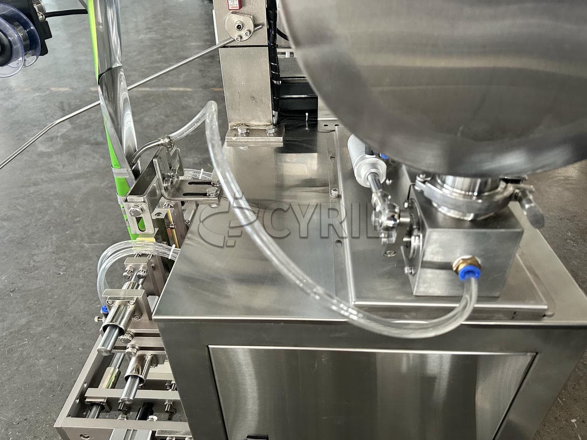 Small paste packaging machine + square bucket mixing + three-side sealing