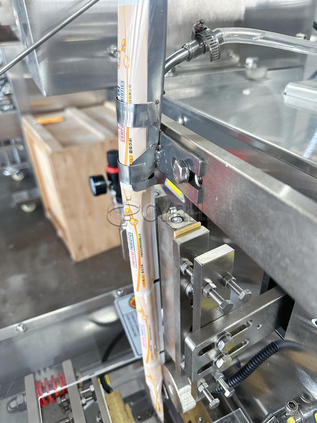 Liquid packaging machine-back seal-rounded corners and special shapes