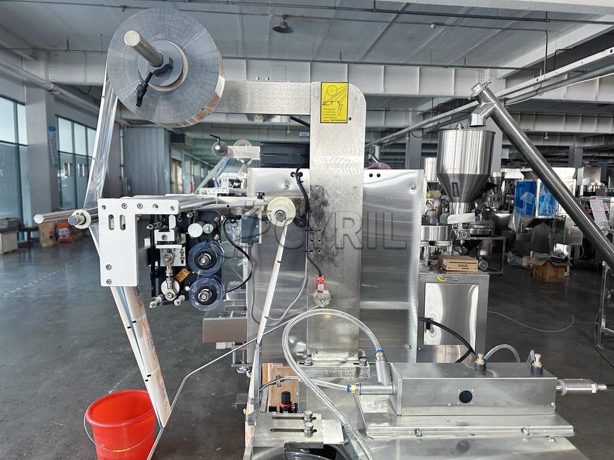 Liquid packaging machine-back seal-rounded corners and special shapes