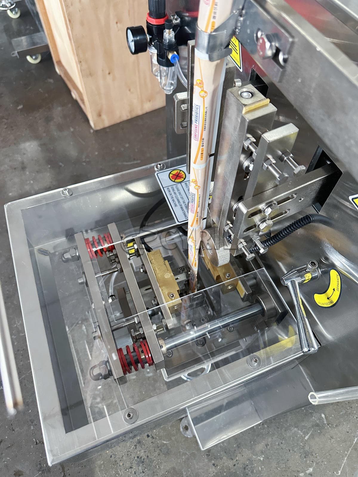 Liquid packaging machine-back seal-rounded corners and special shapes