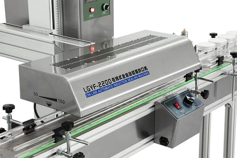 Air-cooled online aluminum foil sealing machine