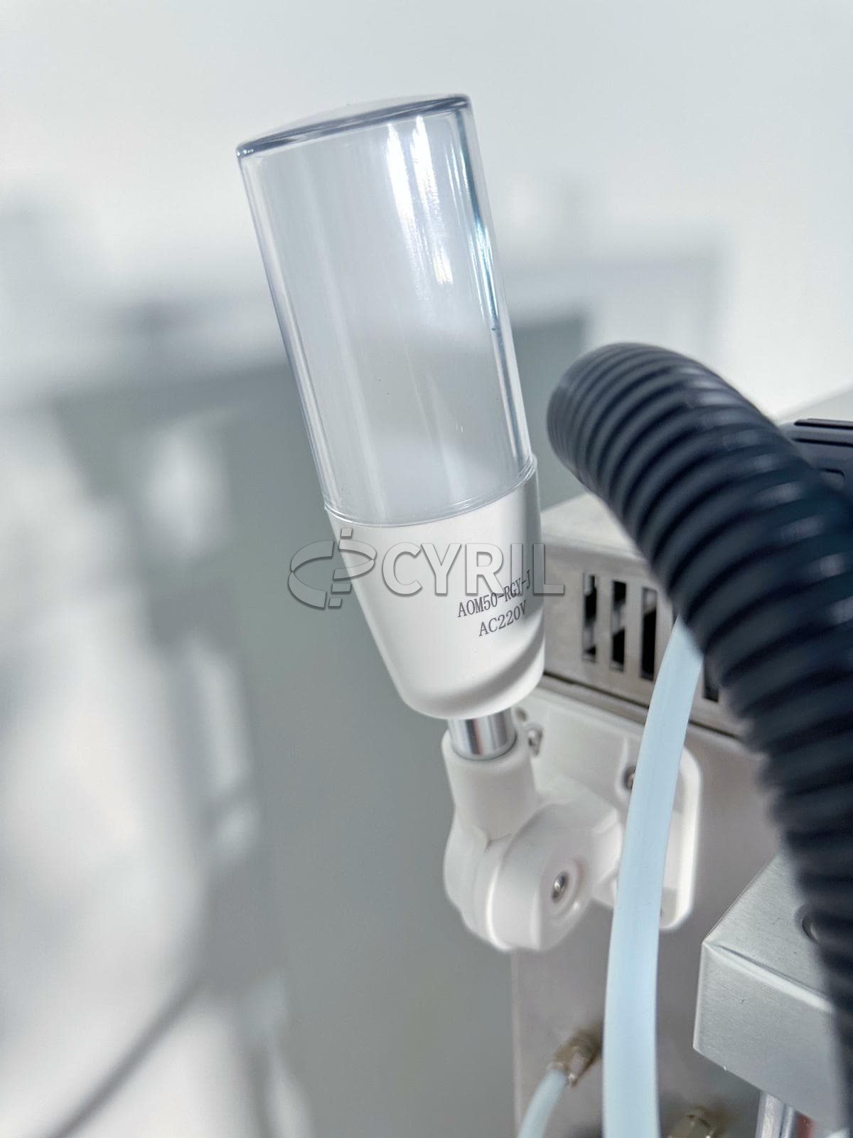 Vertical aluminum foil water-cooled sealing machine