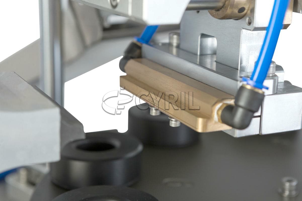 Fully automatic turntable ultrasonic hose sealing machine