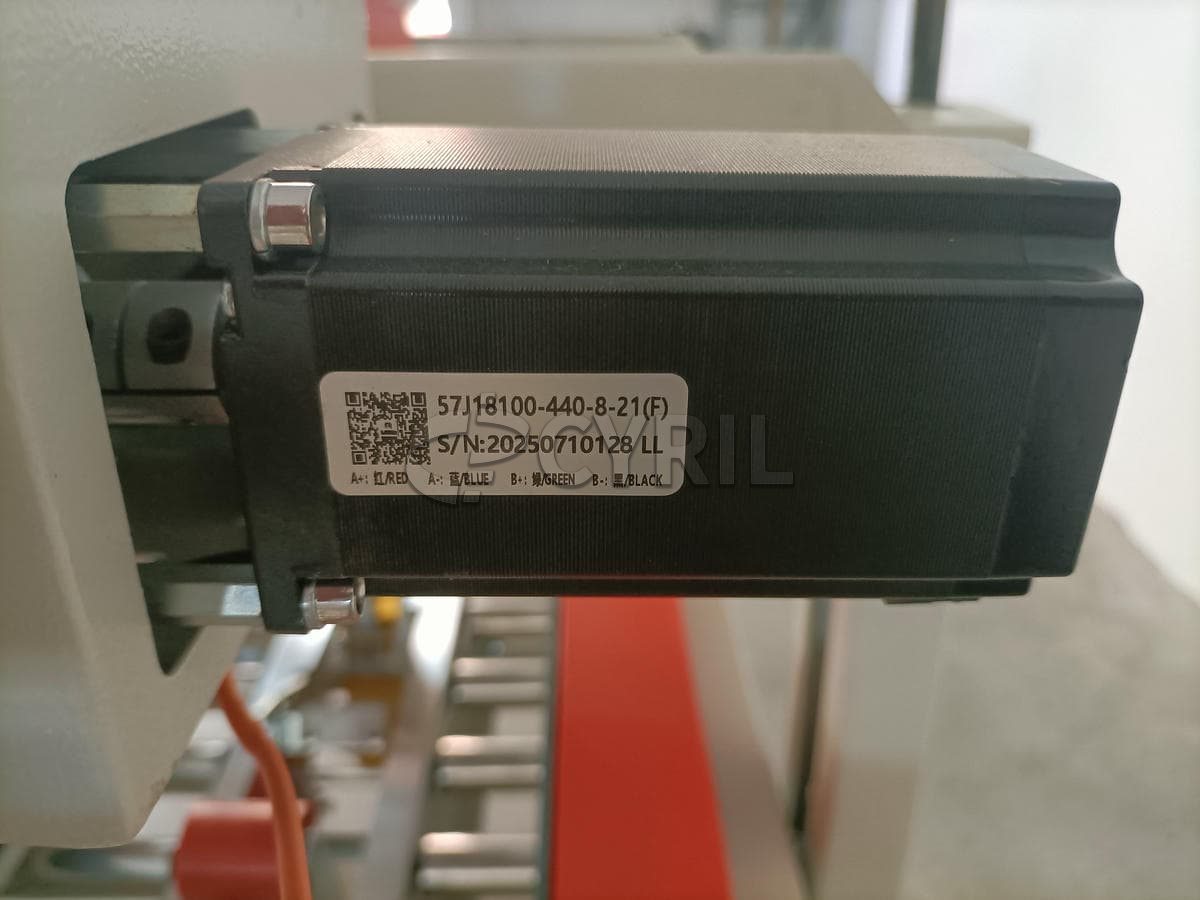 Sealing machine