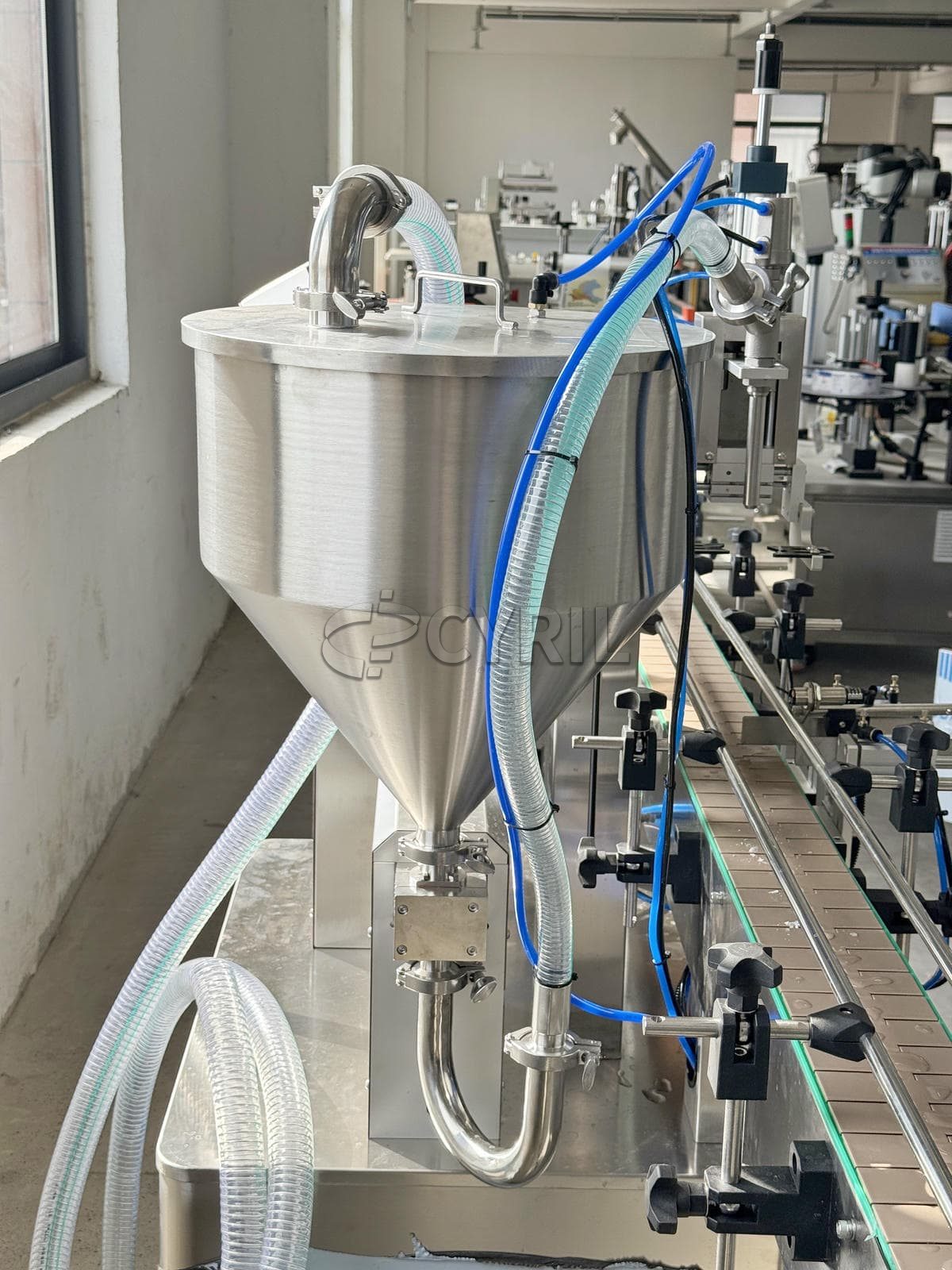 Single head gear pump round bucket filling machine
