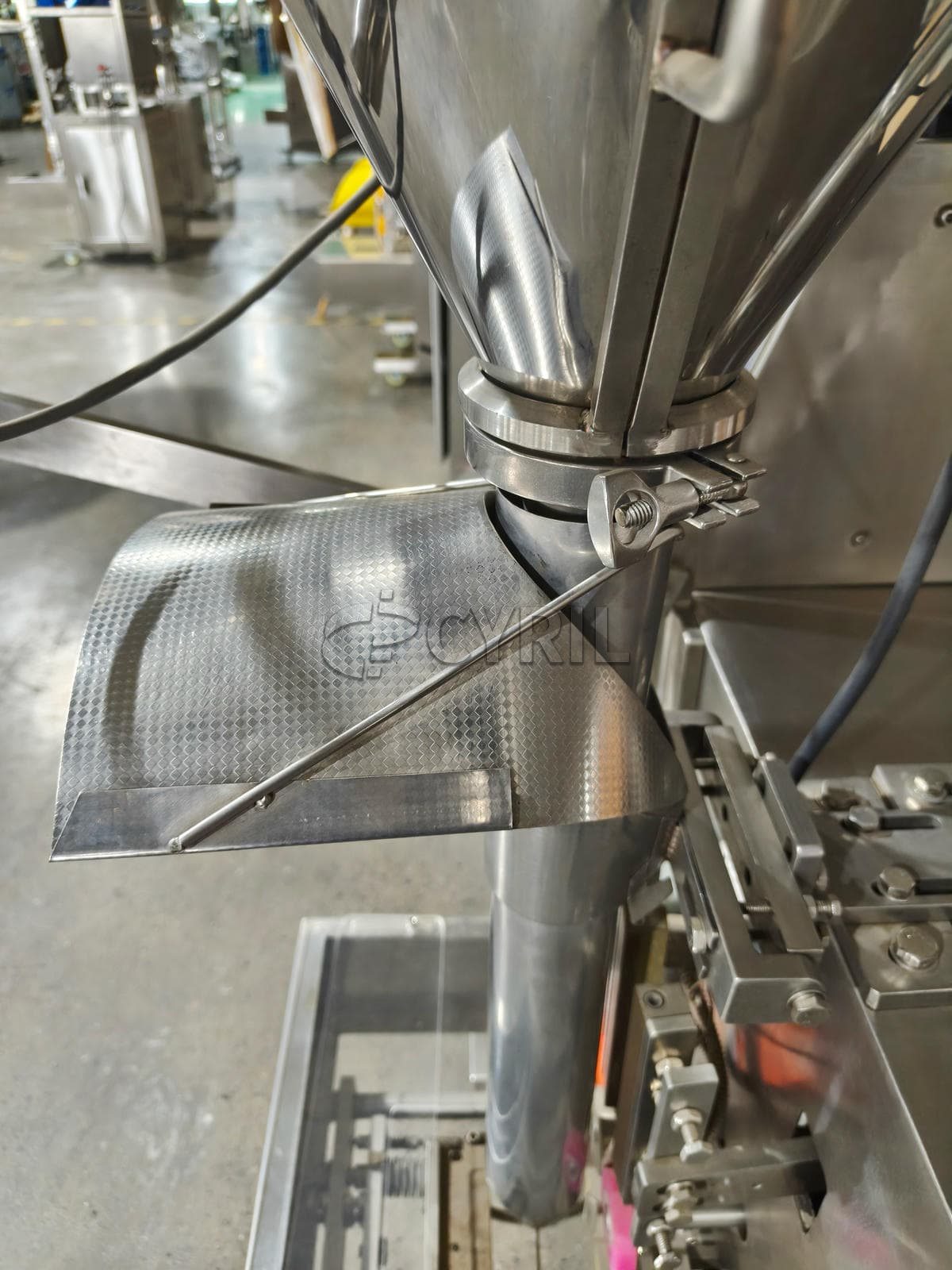 Small direct push powder packaging machine