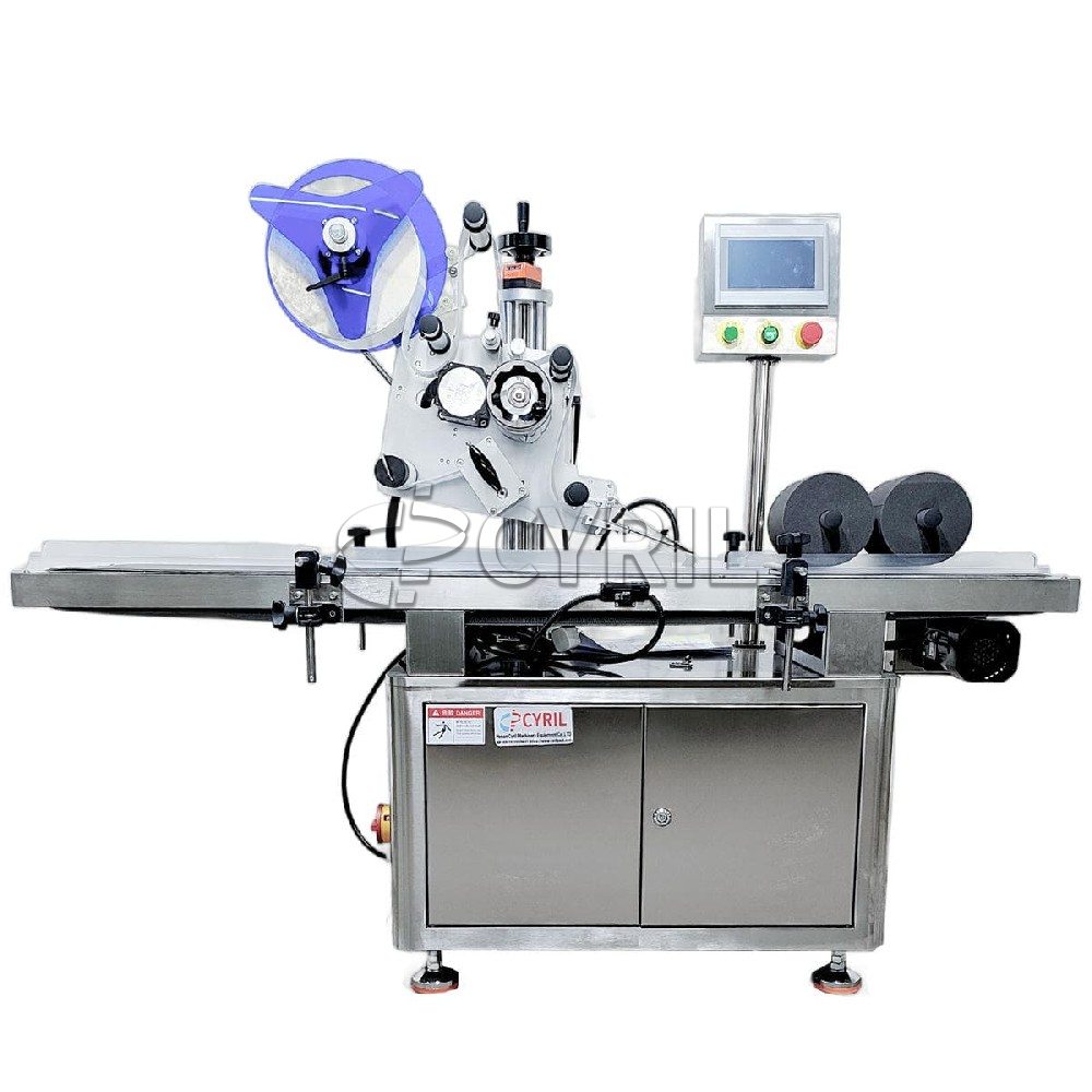 Flat labeling machine