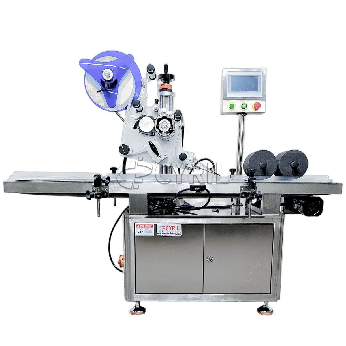Flat labeling machine