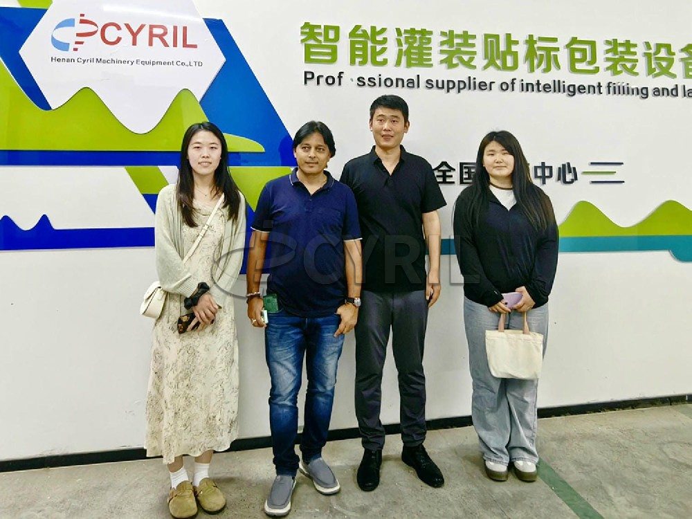 The filling and capping online field verification was successful! Customers appreciate production efficiency and high-energy output