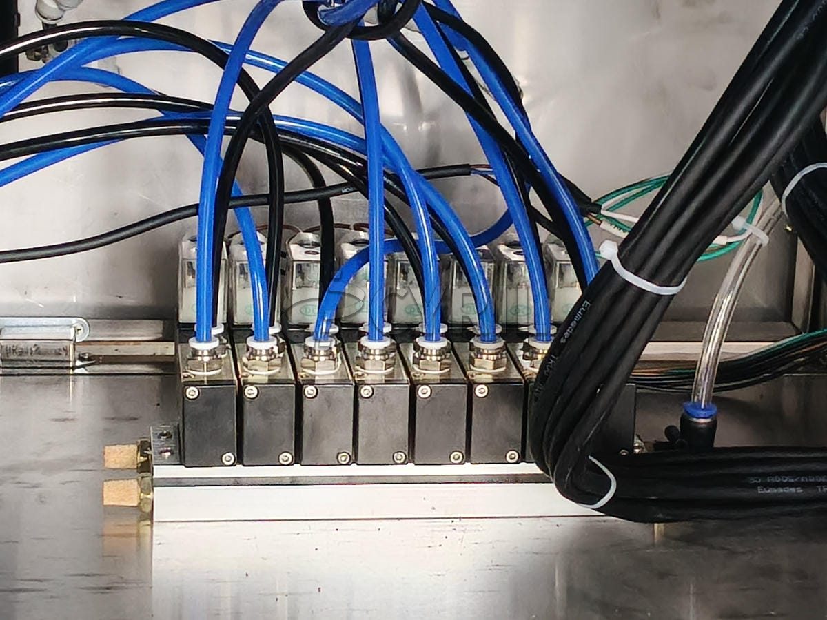 Four-head gear pump hopperless filling machine